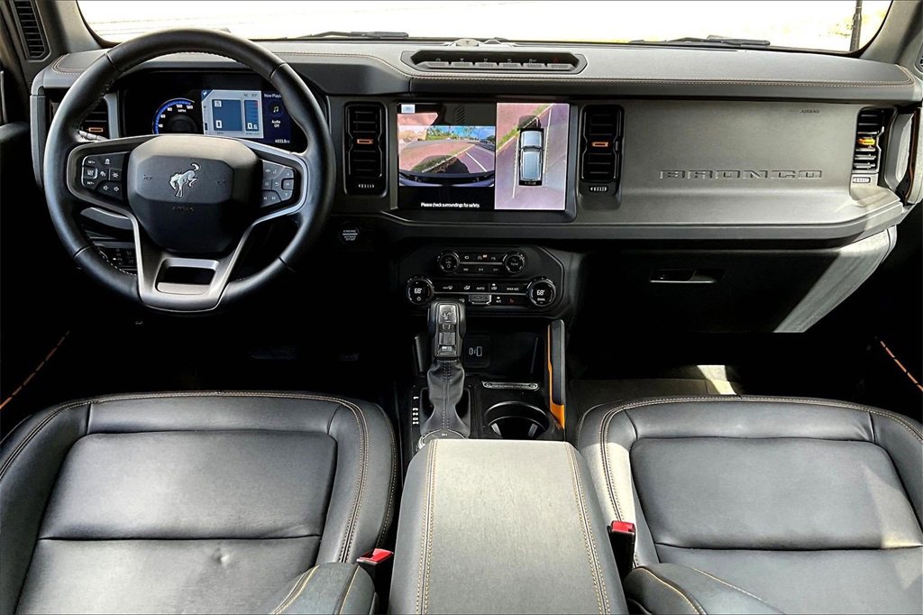 Used 2024 Ford Bronco Badlands image 15
