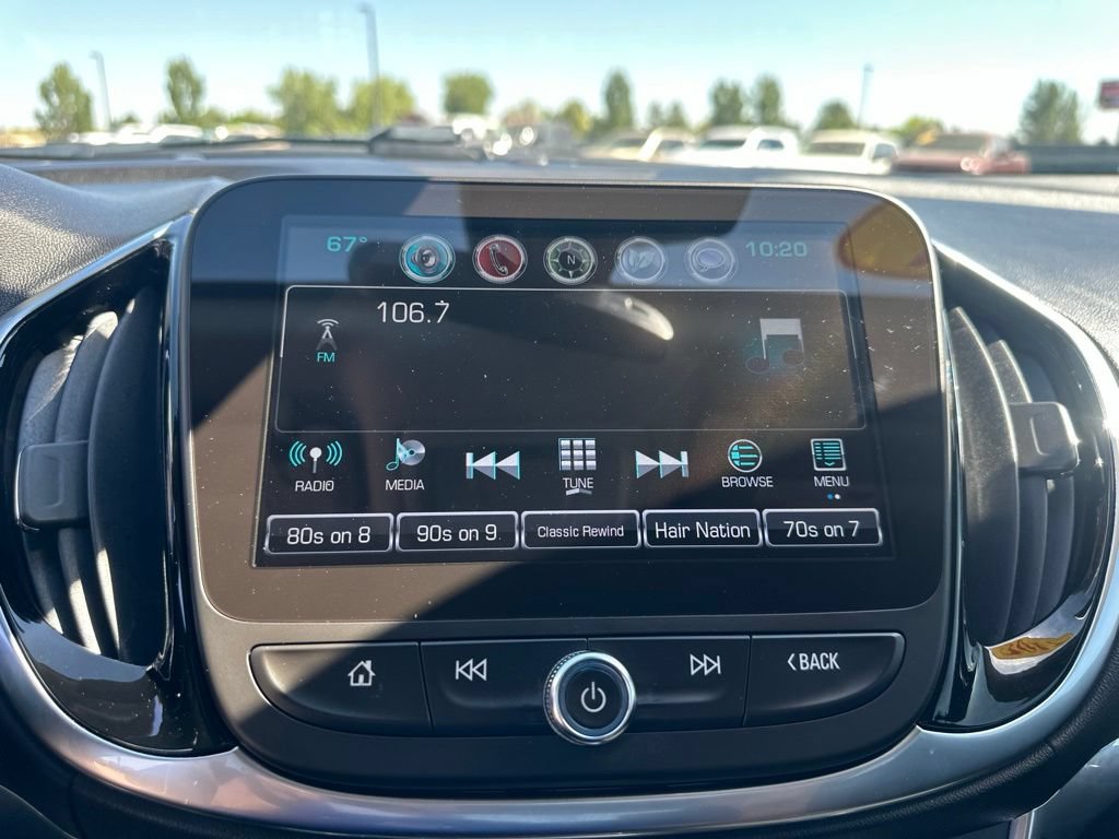 Used 2017 Chevrolet Volt Premier w/ Driver Confidence II Package FWD image 3