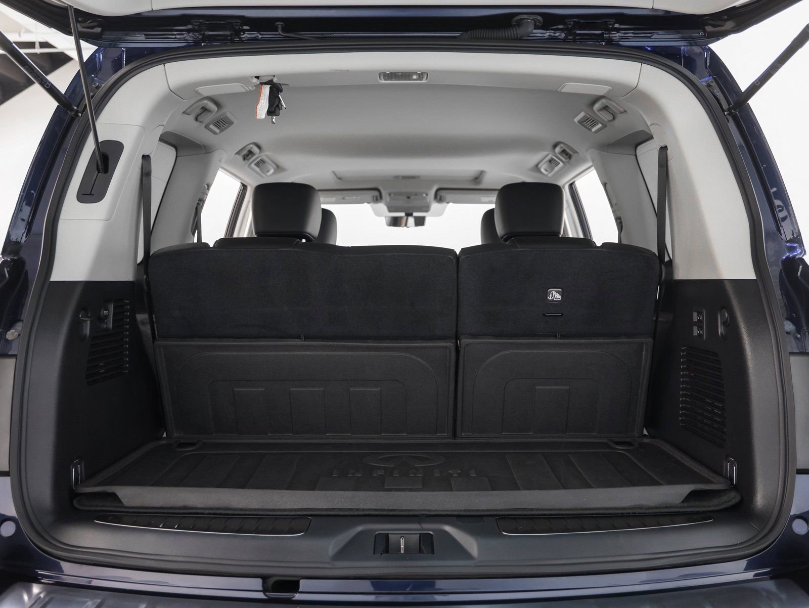 Used 2024 INFINITI QX80 Luxe w/ Cargo Package image 20