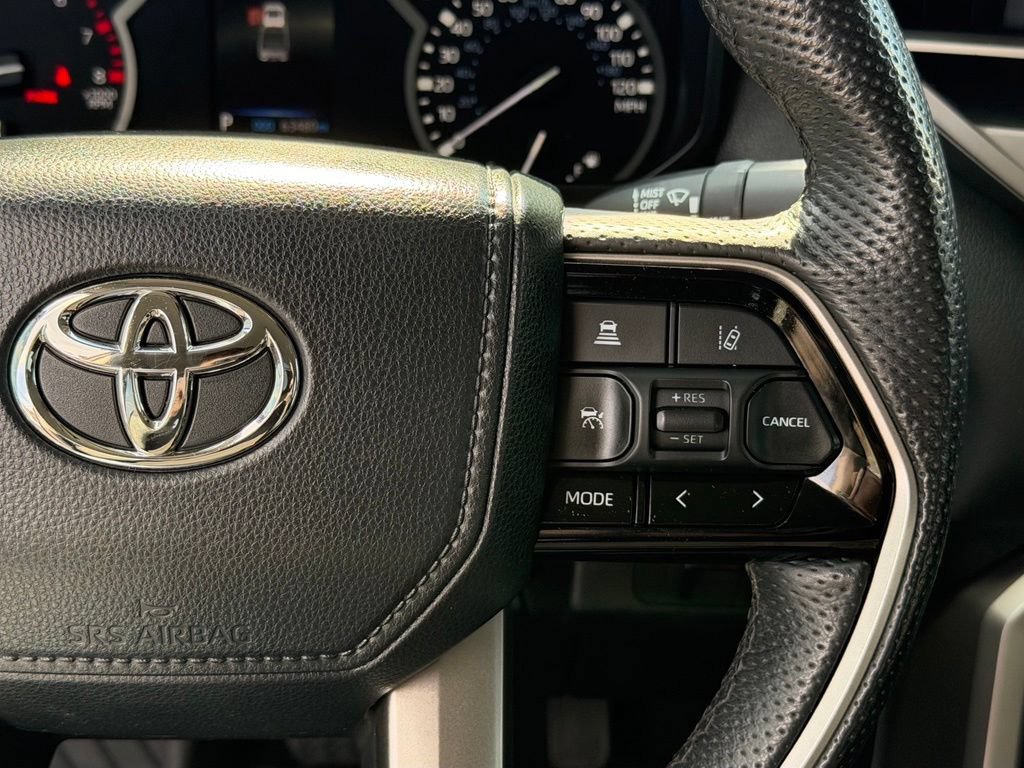 Used 2022 Toyota Tundra Limited AWD/4WD image 41