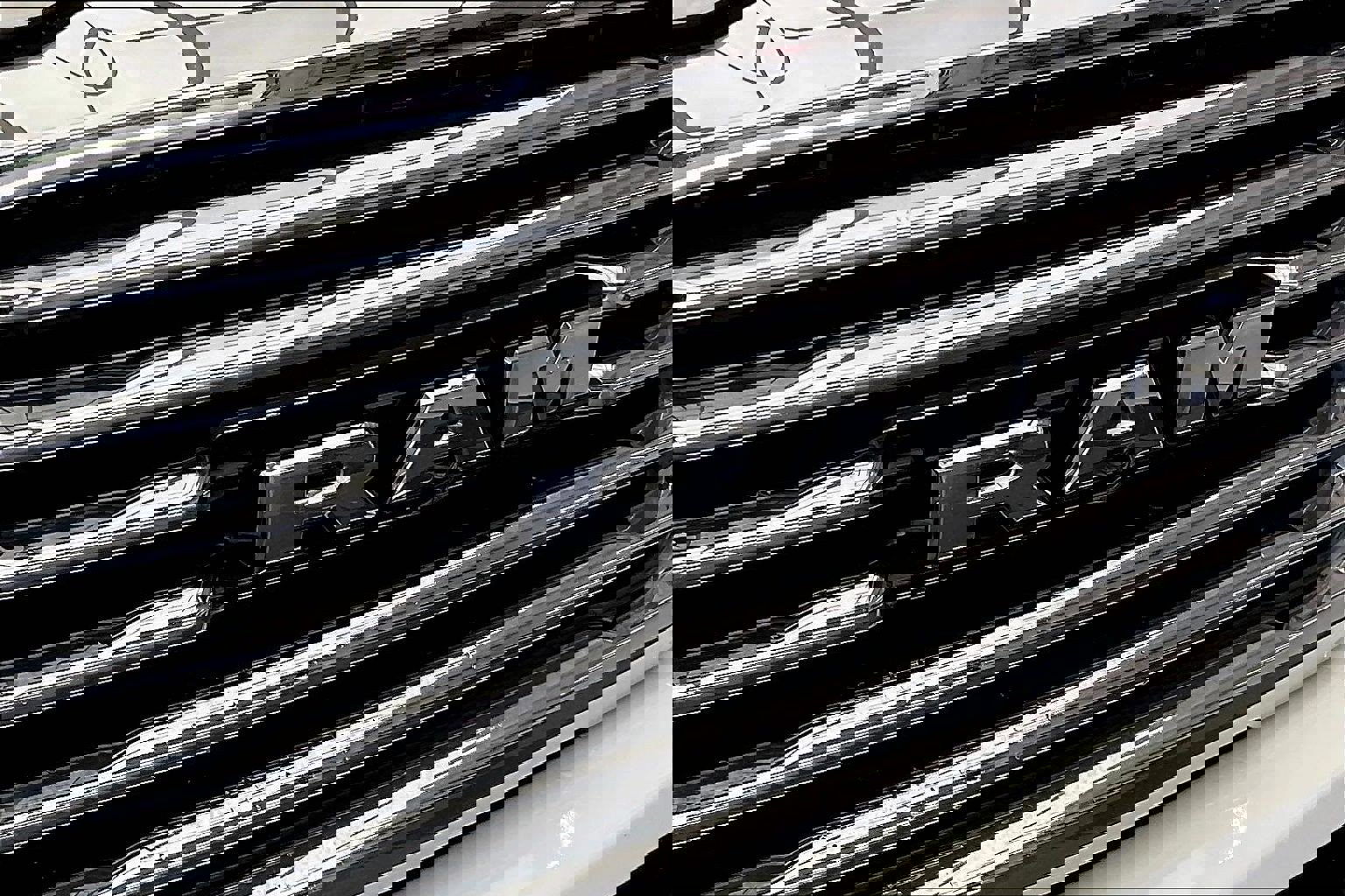 Used 2022 RAM 2500 Limited image 30