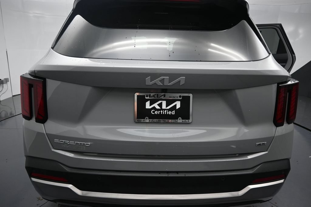 Used 2026 Kia Sorento S AWD/4WD image 9