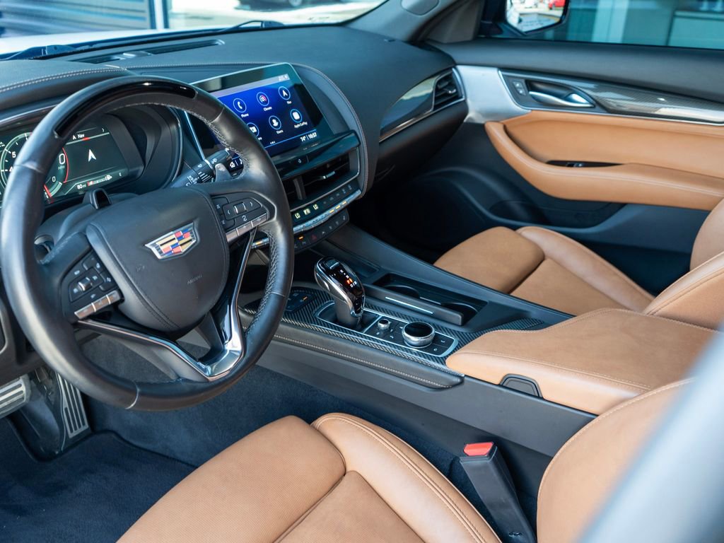Used 2023 Cadillac CT5 Sport w/ Platinum Package RWD image 5
