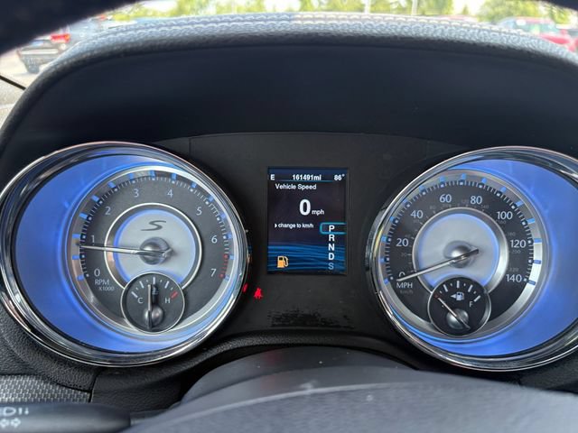 Used 2014 Chrysler 300 S RWD image 25