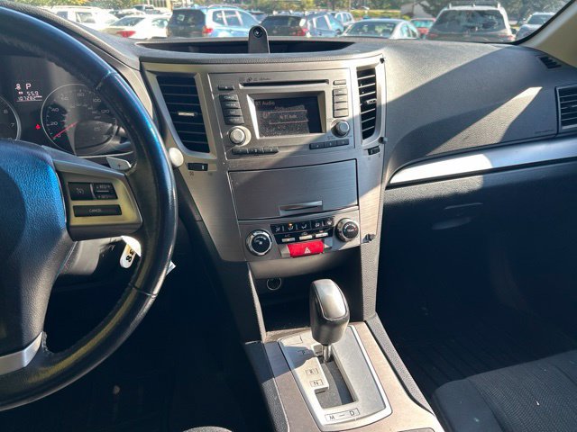 Used 2014 Subaru Outback 2.5i Premium w/ Moonroof Package AWD/4WD image 16