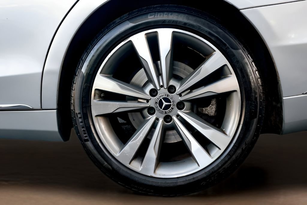 Used 2020 Mercedes-Benz S 450 4MATIC Sedan image 45