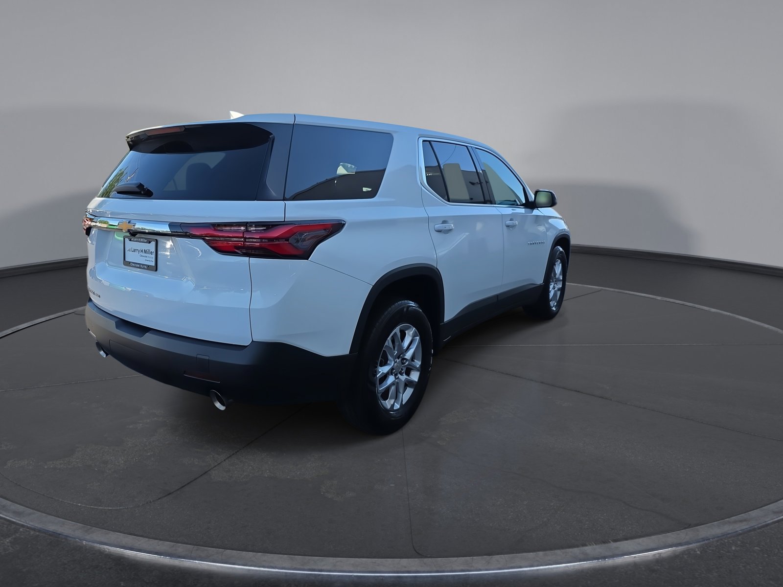 Certified 2023 Chevrolet Traverse LS AWD/4WD image 13