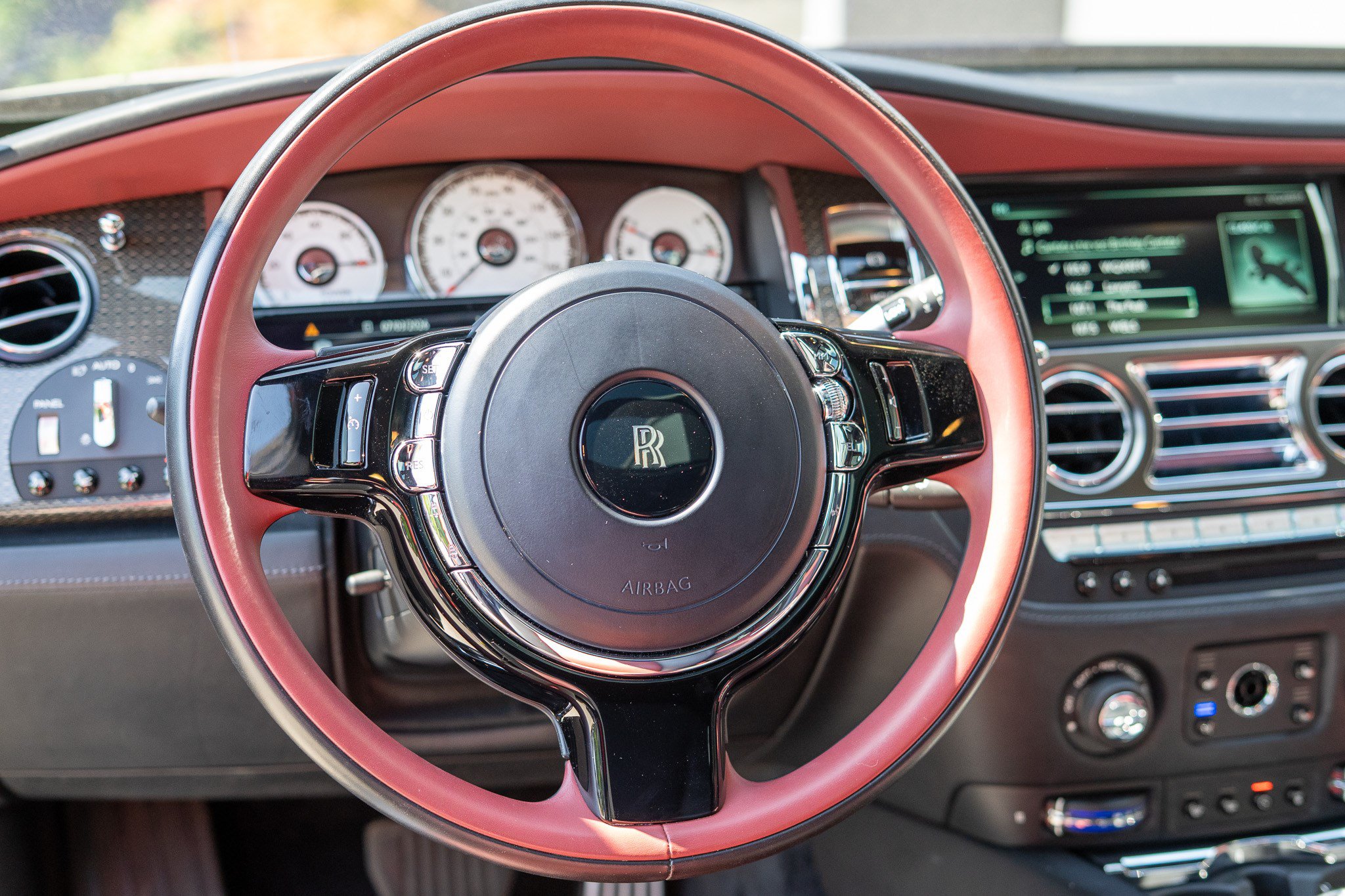 Certified 2018 Rolls-Royce Ghost RWD image 20