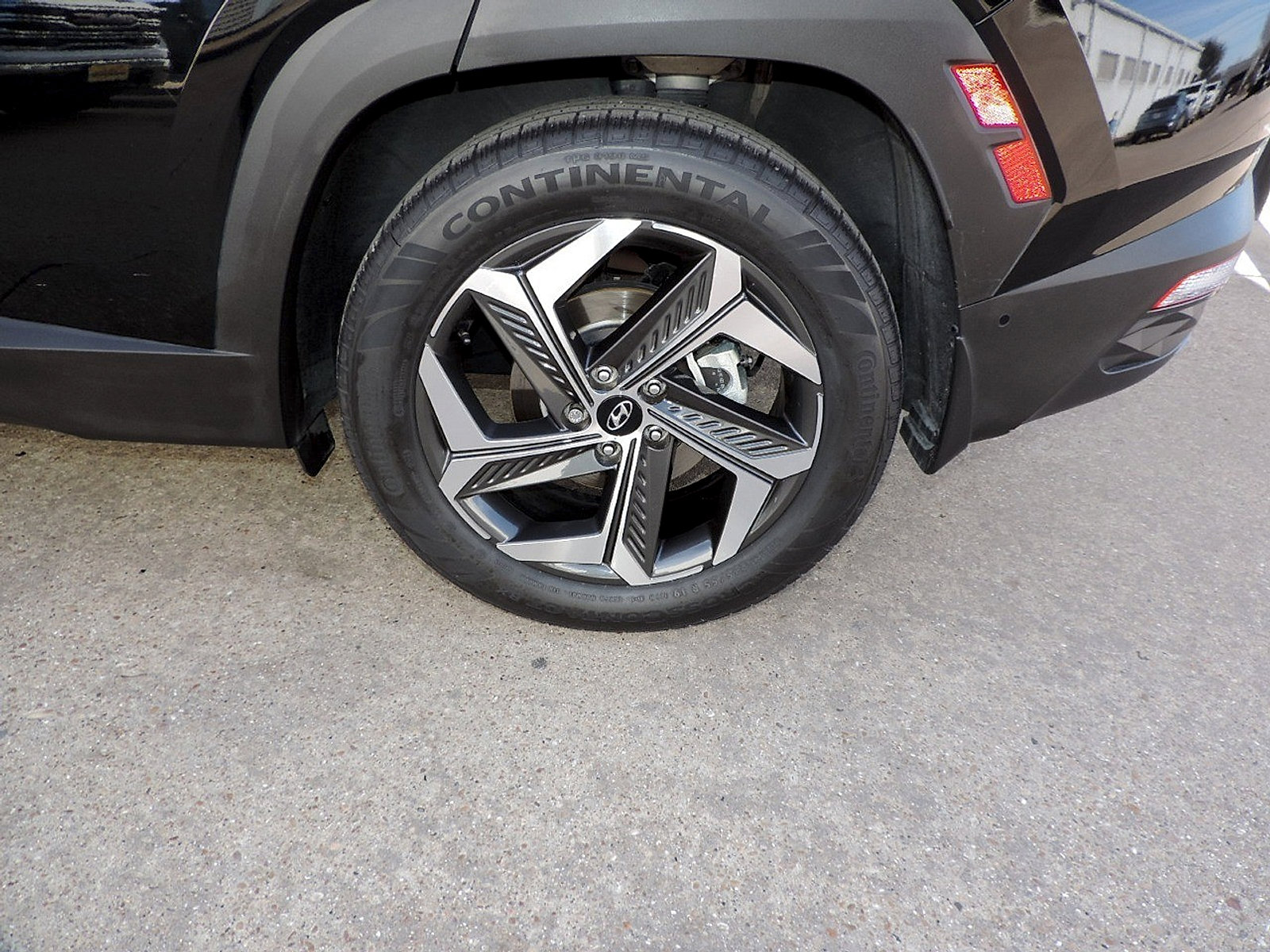 Used 2023 Hyundai Tucson Limited image 11