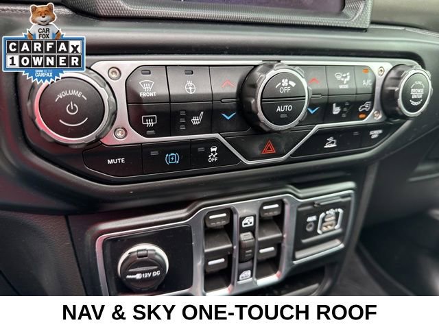 Used 2023 Jeep Wrangler Unlimited w/ Sun & Screen Package AWD/4WD image 12