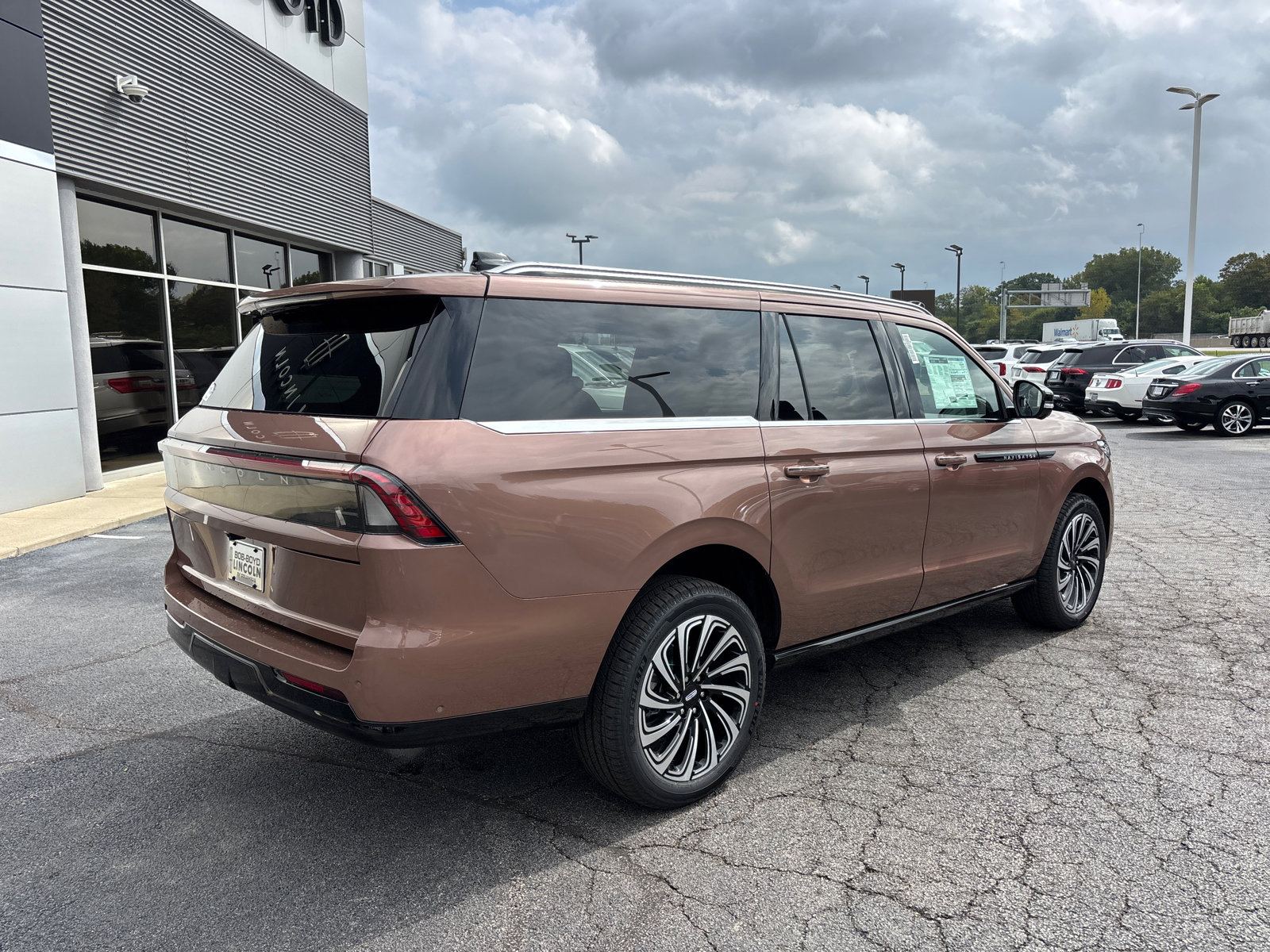 New 2025 Lincoln Navigator L Black Label image 7