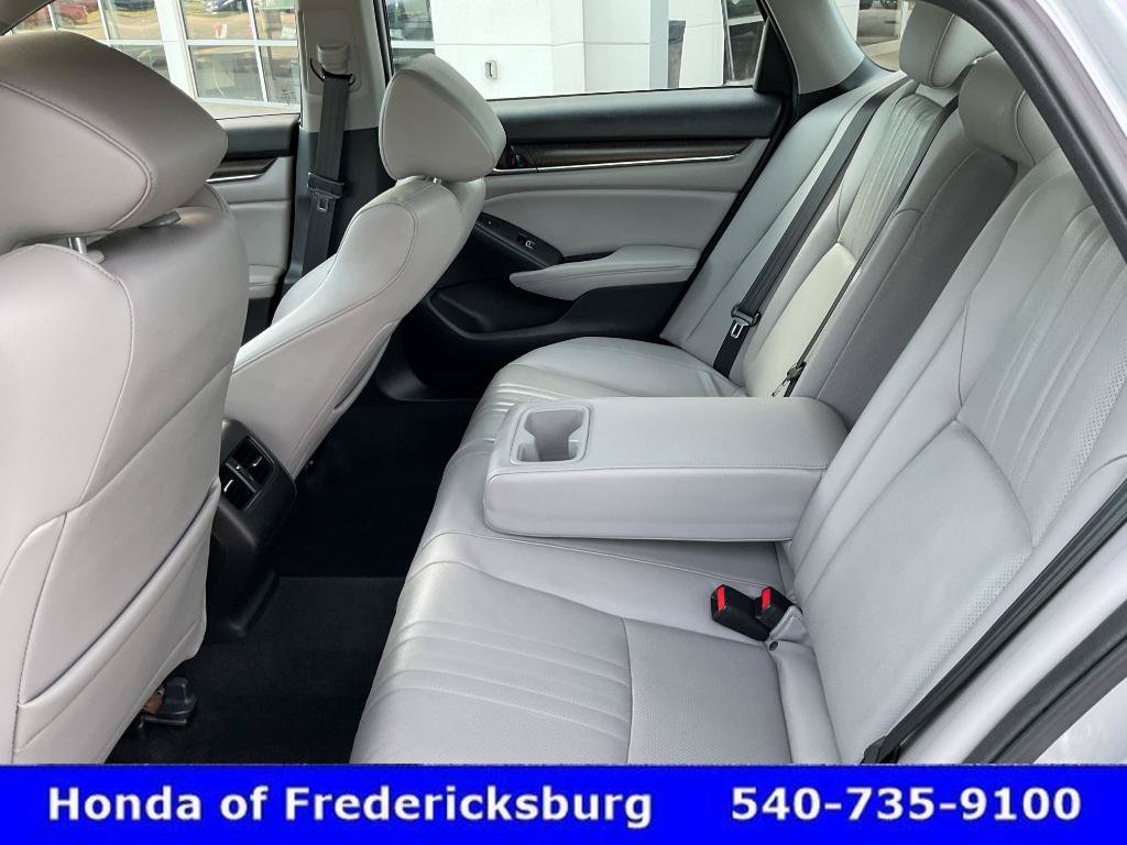 Used 2018 Honda Accord Touring image 25