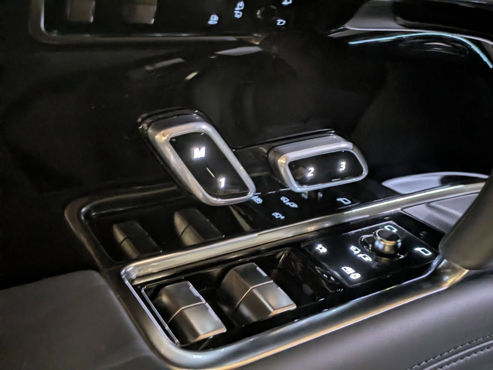New 2026 Land Rover Range Rover SE AWD/4WD image 11