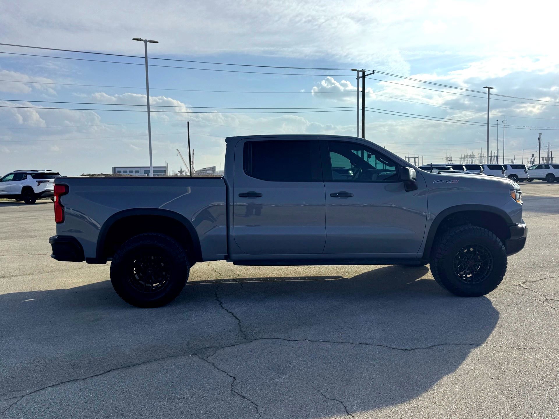 Used 2024 Chevrolet Silverado 1500 ZR2 w/ Technology Package image 5