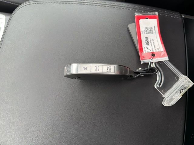 Certified 2026 Kia Carnival SX Prestige image 19