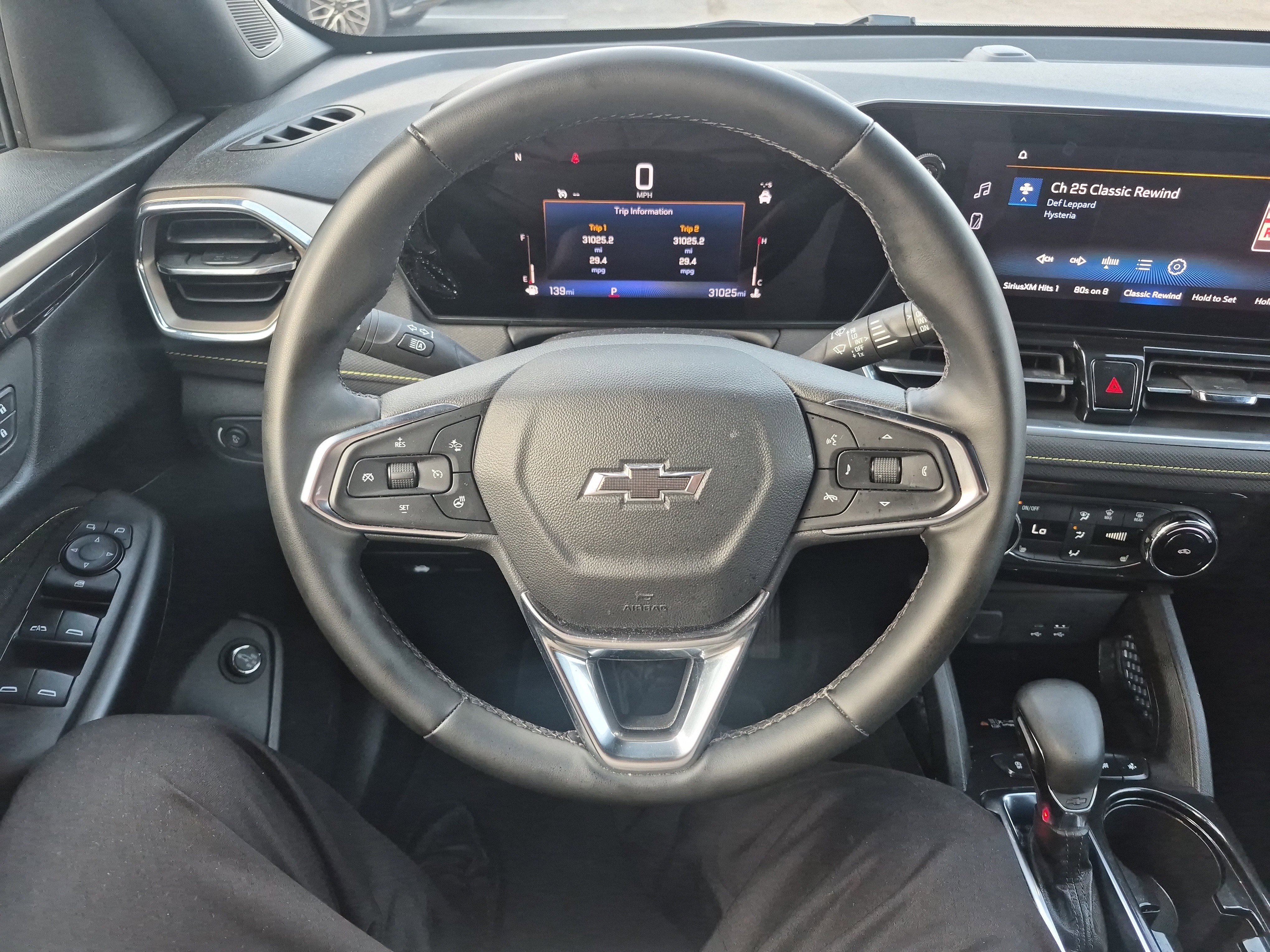 Used 2025 Chevrolet TrailBlazer ACTIV w/ Convenience Package FWD image 24
