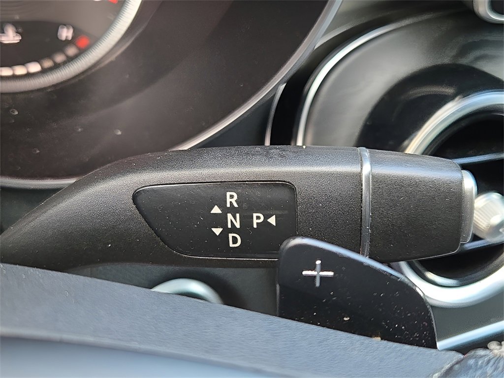 Used 2019 Mercedes-Benz GLC 300 4MATIC image 13