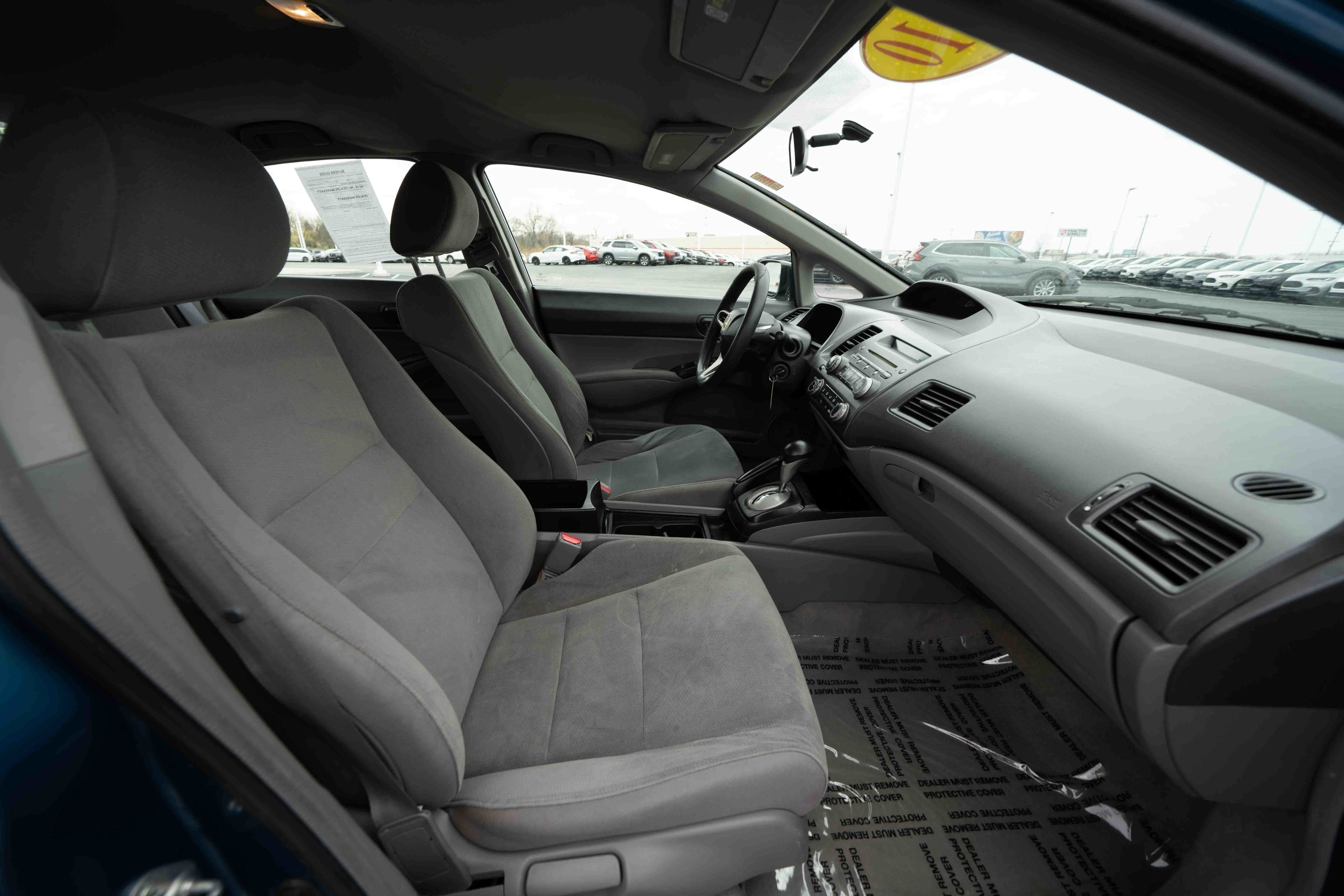 Used 2010 Honda Civic DX-VP image 27