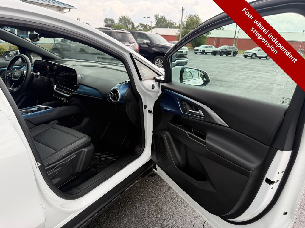Used 2024 Chevrolet Equinox EV LT w/ LPO, All-Weather Mat Package FWD image 43
