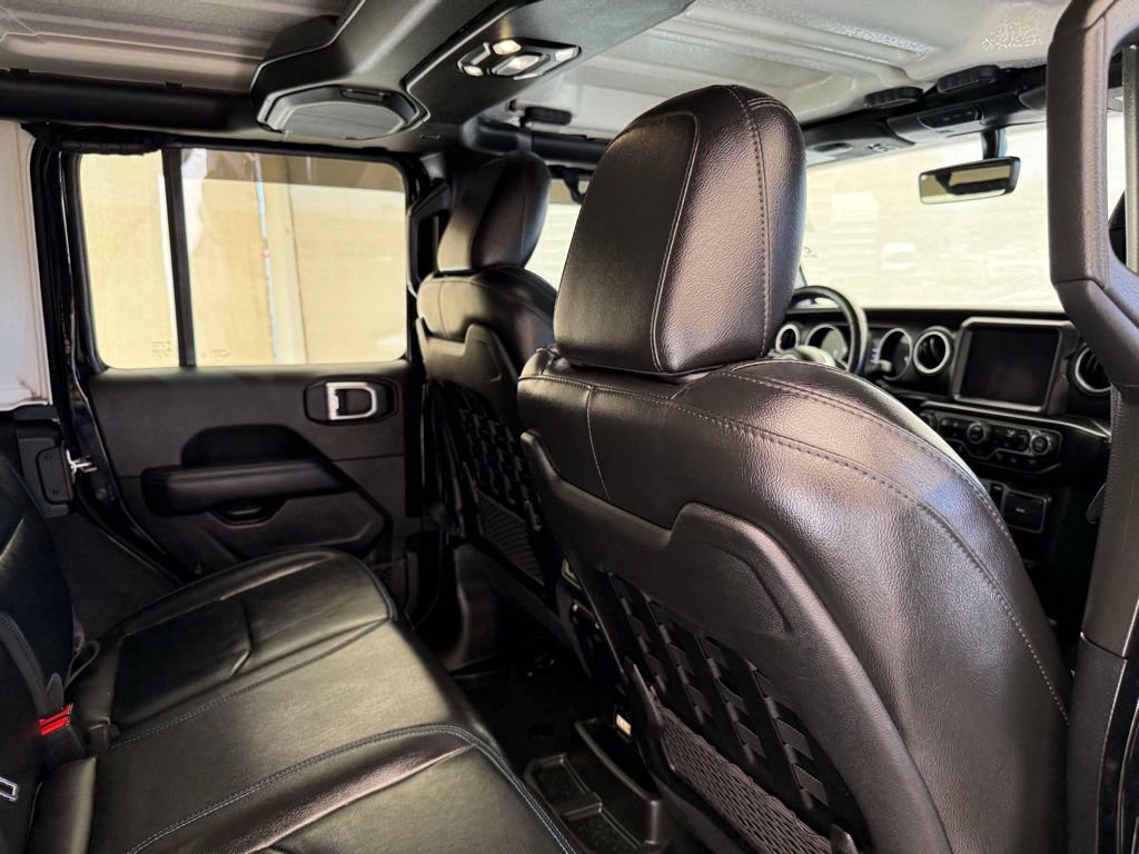 Used 2022 Jeep Wrangler Unlimited Rubicon 4xe w/ Cold Weather Group AWD/4WD image 20