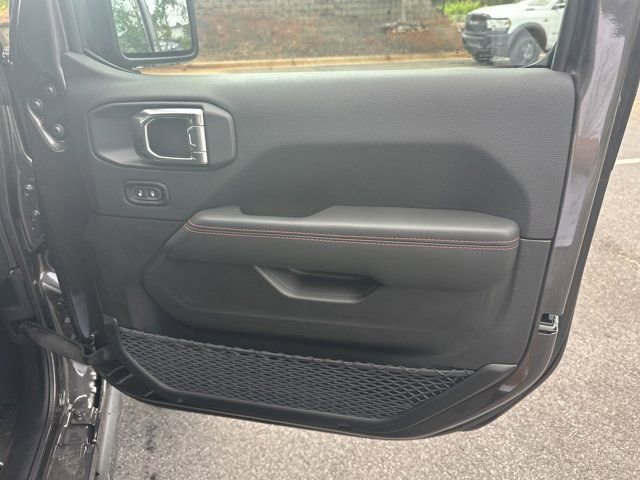 New 2025 Jeep Wrangler Rubicon w/ XTREMEE 35" Tire Package image 14