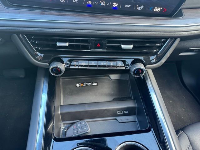 Used 2025 Chevrolet Tahoe LT w/ Comfort Package image 29