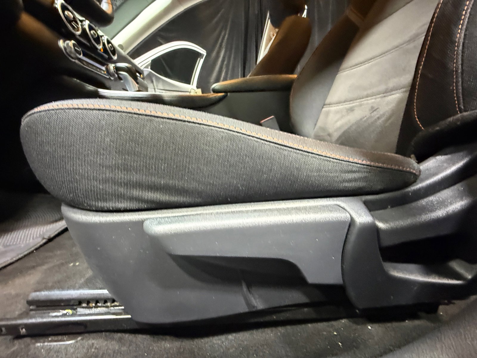 Certified 2021 Nissan Sentra SR FWD image 14