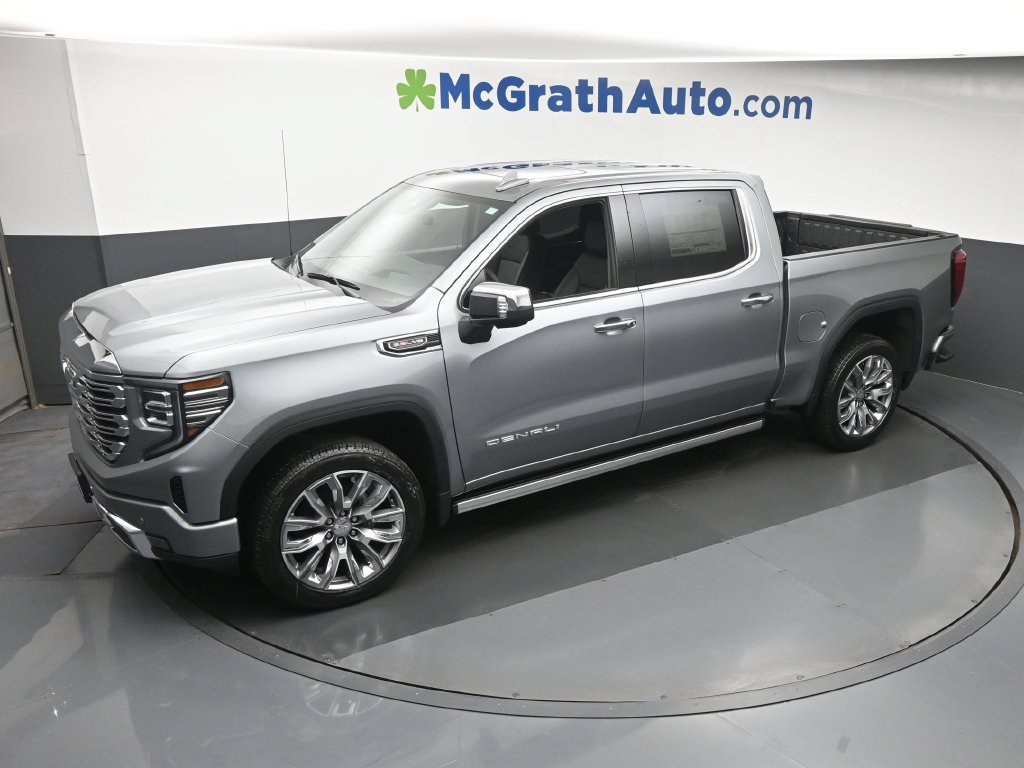 New 2026 GMC Sierra 1500 Denali w/ Denali Reserve Package AWD/4WD image 22