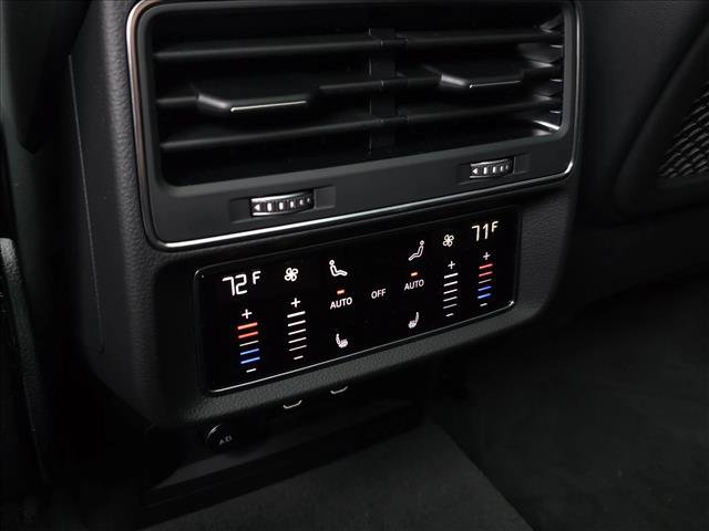 New 2026 Audi SQ7 Premium Plus AWD/4WD image 19