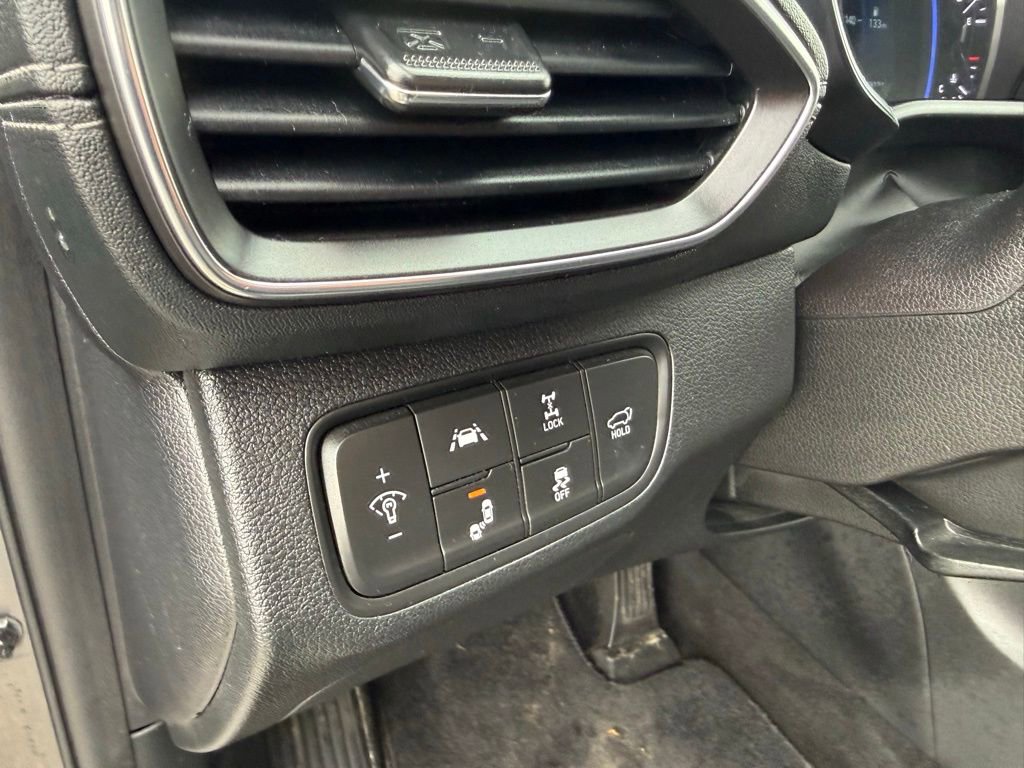 Used 2020 Hyundai Santa Fe Limited image 15