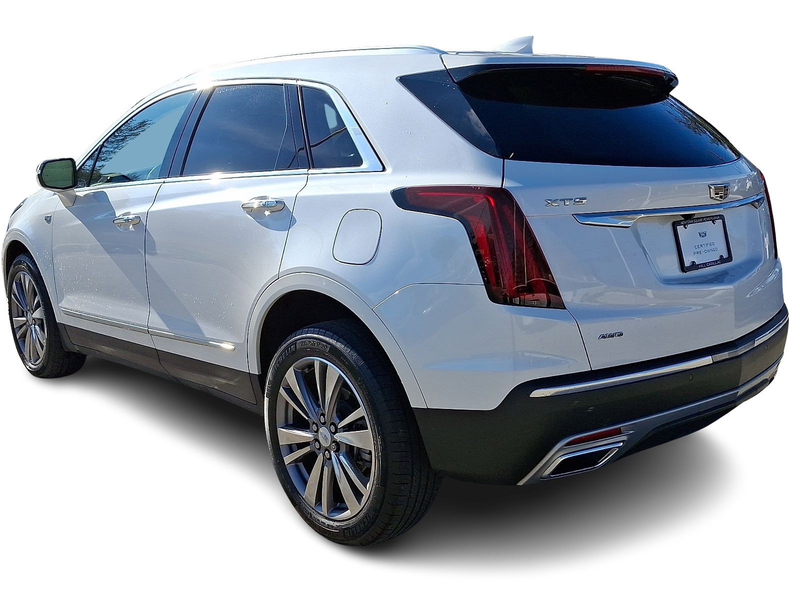 Used 2021 Cadillac XT5 Premium Luxury image 3