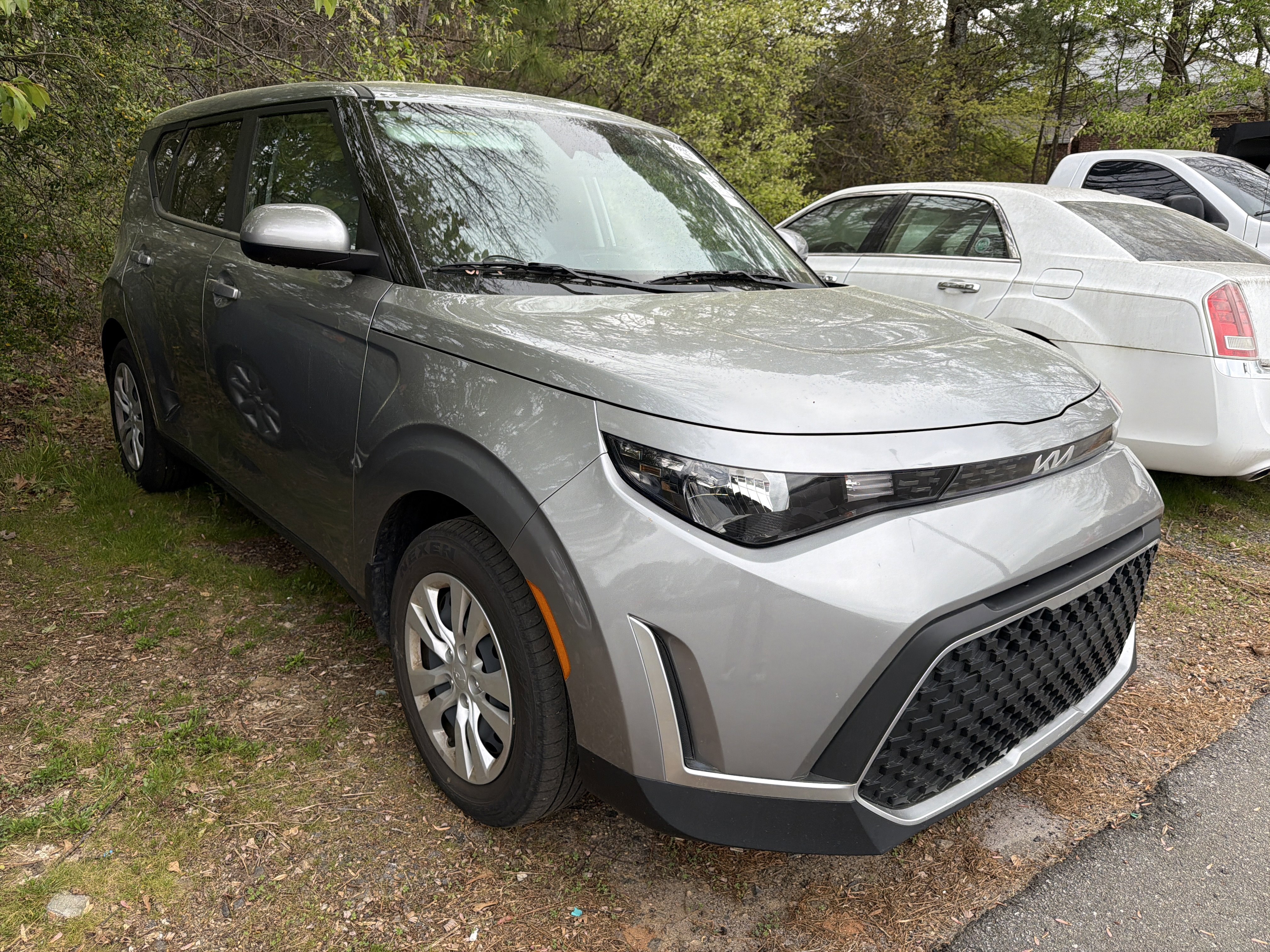 Used 2024 Kia Soul LX image 2