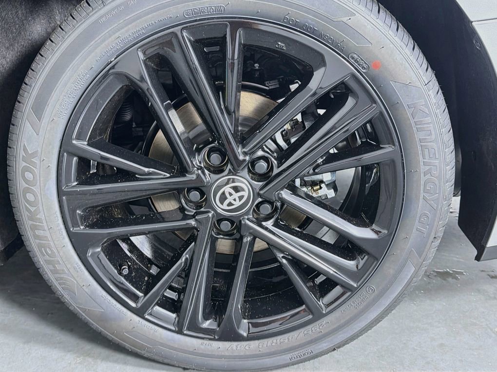 New 2026 Toyota Camry SE FWD image 30
