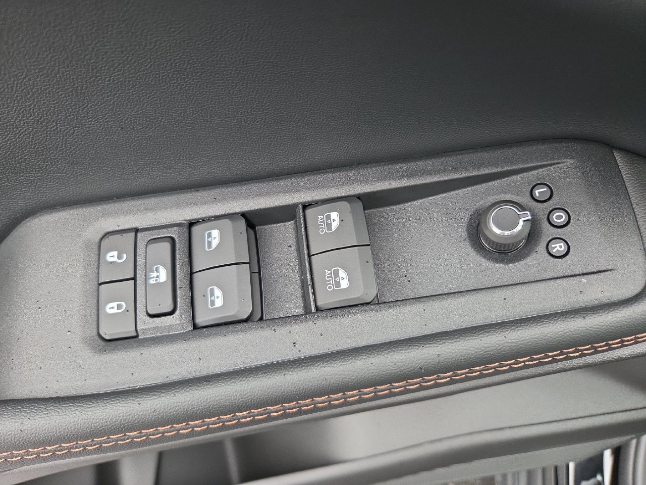 New 2026 Jeep Cherokee Limited AWD/4WD image 4