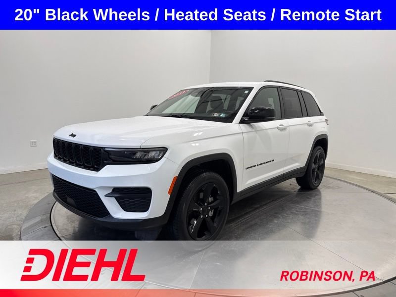 Used 2023 Jeep Grand Cherokee Altitude AWD/4WD image 3