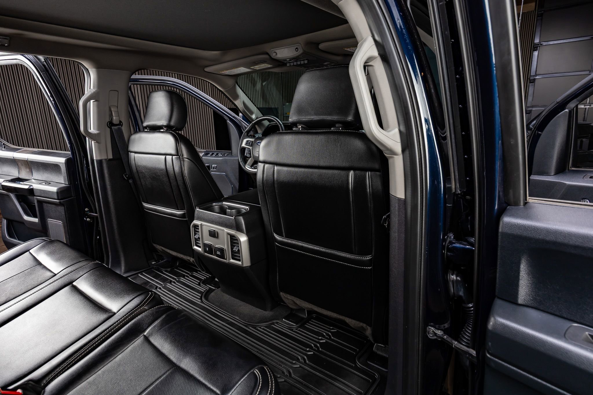 Used 2021 Ford F250 Lariat w/ Lariat Ultimate Package image 31