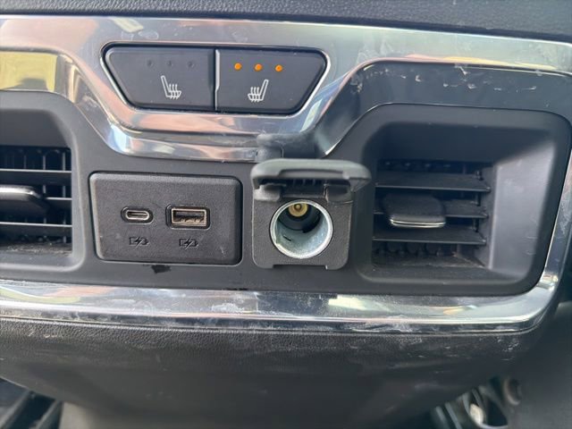 Used 2022 GMC Sierra 2500 AT4 w/ AT4 Premium Plus Package AWD/4WD image 24