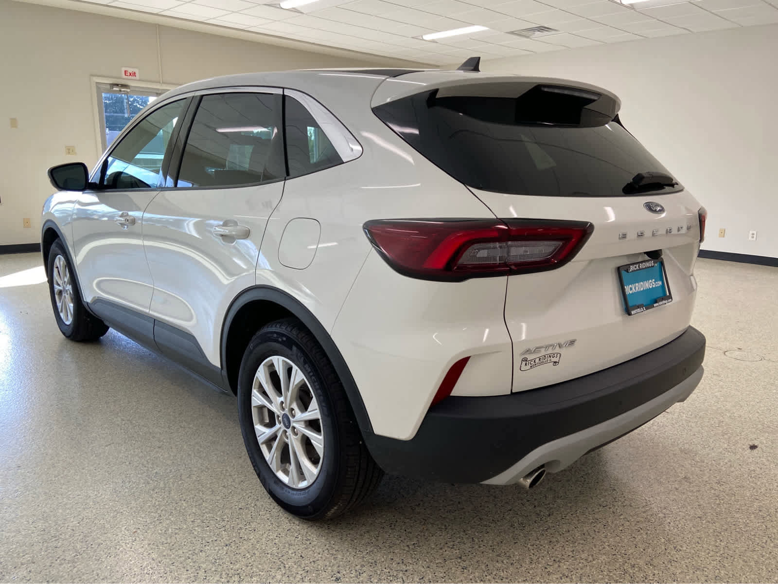 Used 2023 Ford Escape Active w/ Tech Pack #2 image 9