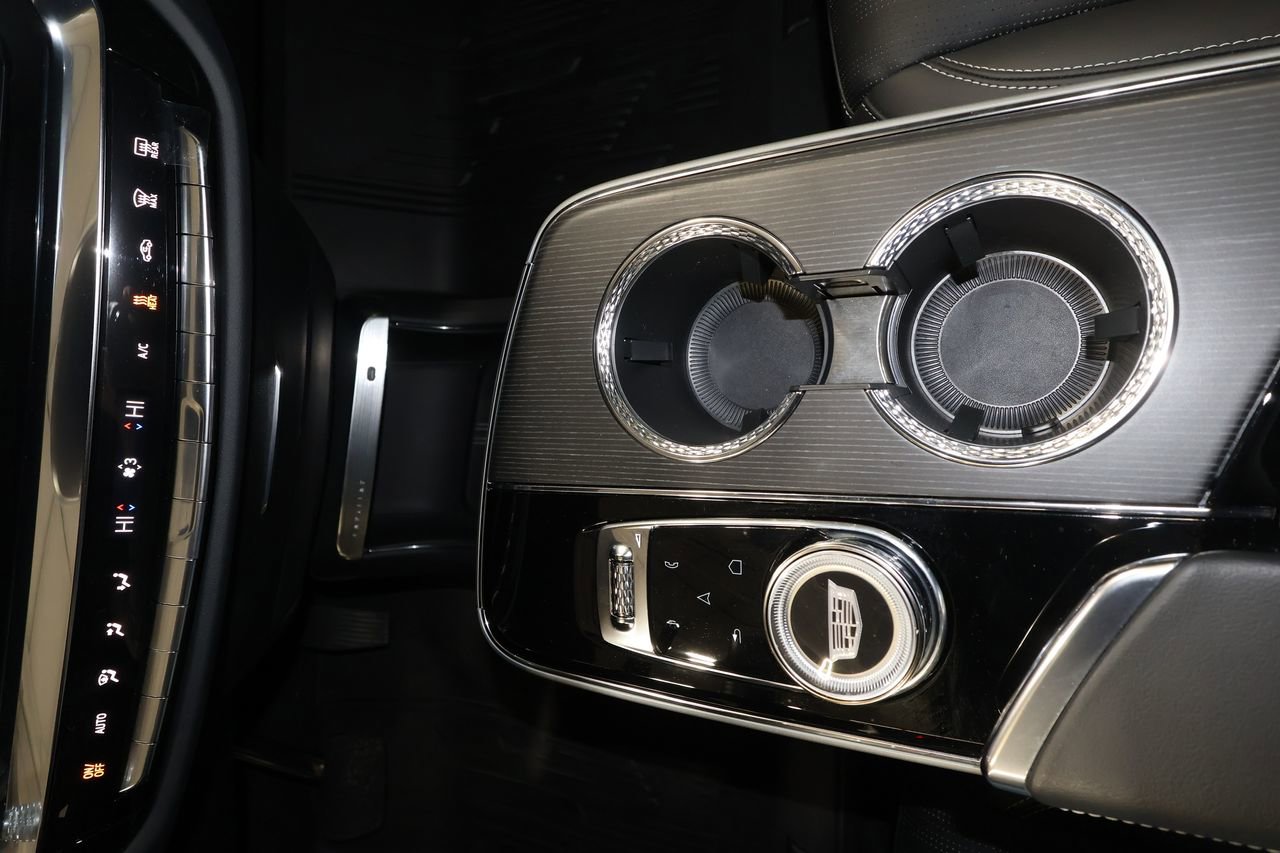 Certified 2024 Cadillac Lyriq Luxury w/ LPO, Floor Liner Package image 15