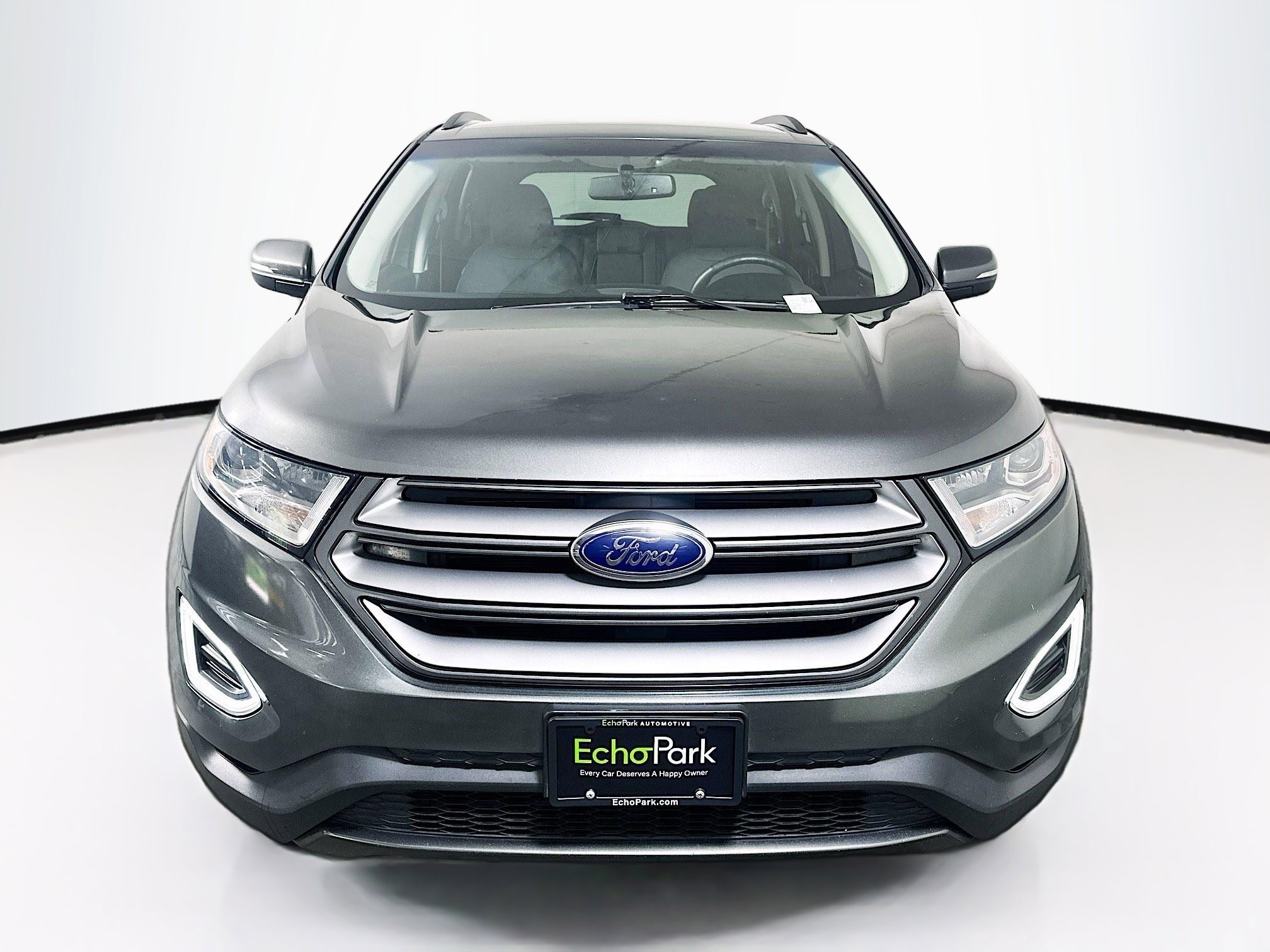 Used 2018 Ford Edge SEL w/ Equipment Group 201A FWD image 2
