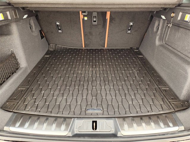 Used 2026 Jaguar F-PACE R-Dynamic S image 30