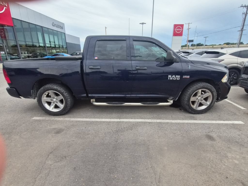 Used 2014 RAM 1500 Express RWD image 4