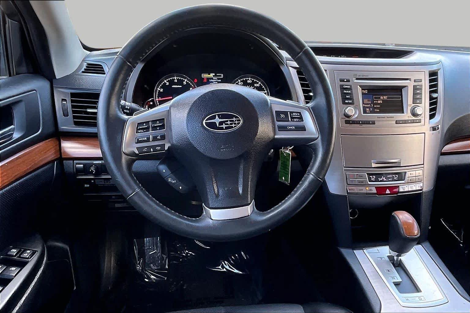 Used 2014 Subaru Outback 2.5i Limited AWD/4WD image 5