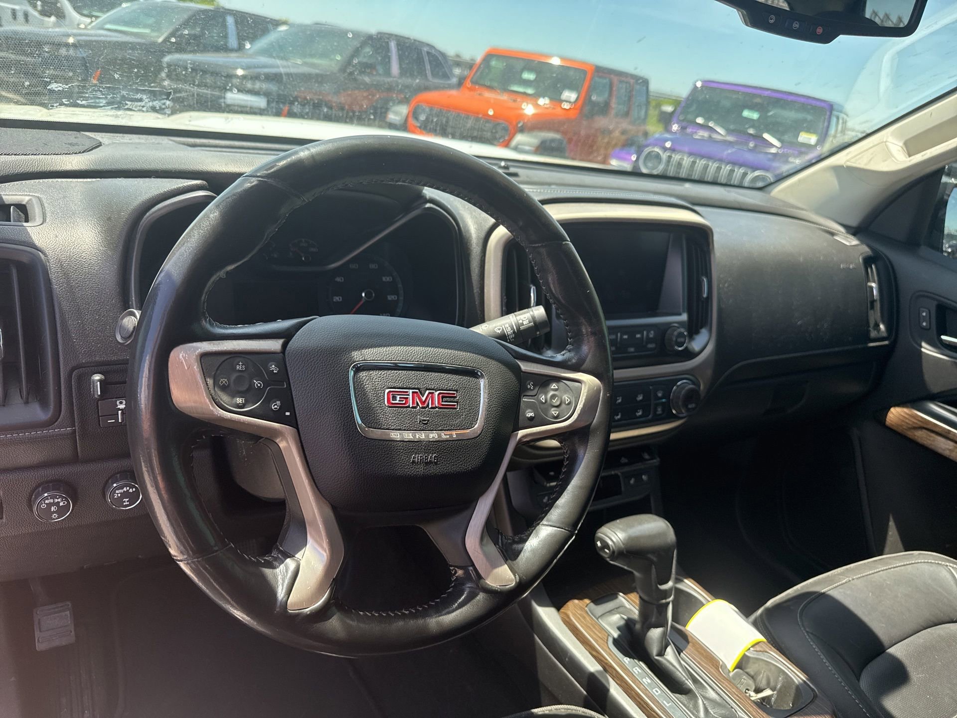 Used 2017 GMC Canyon Denali AWD/4WD image 2