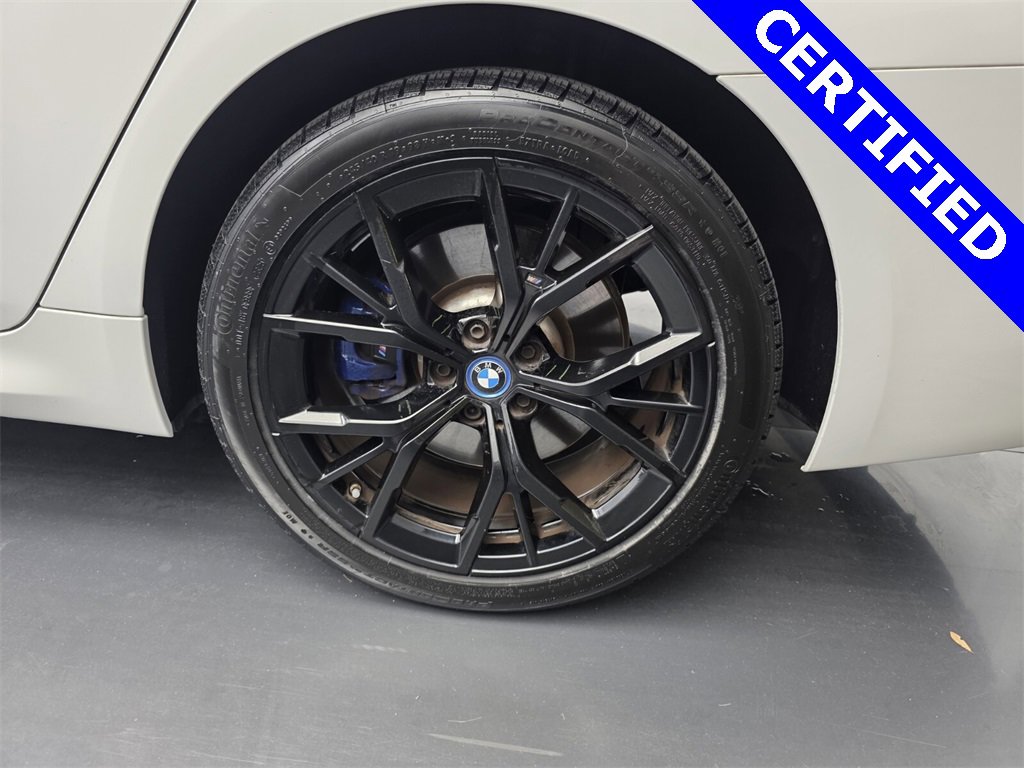 Certified 2023 BMW 530e w/ M Sport Package image 19