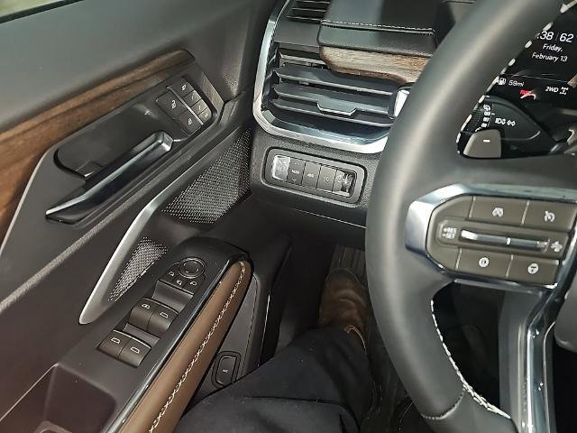 New 2026 GMC Acadia Denali Ultimate w/ LPO, All-Weather Package image 12