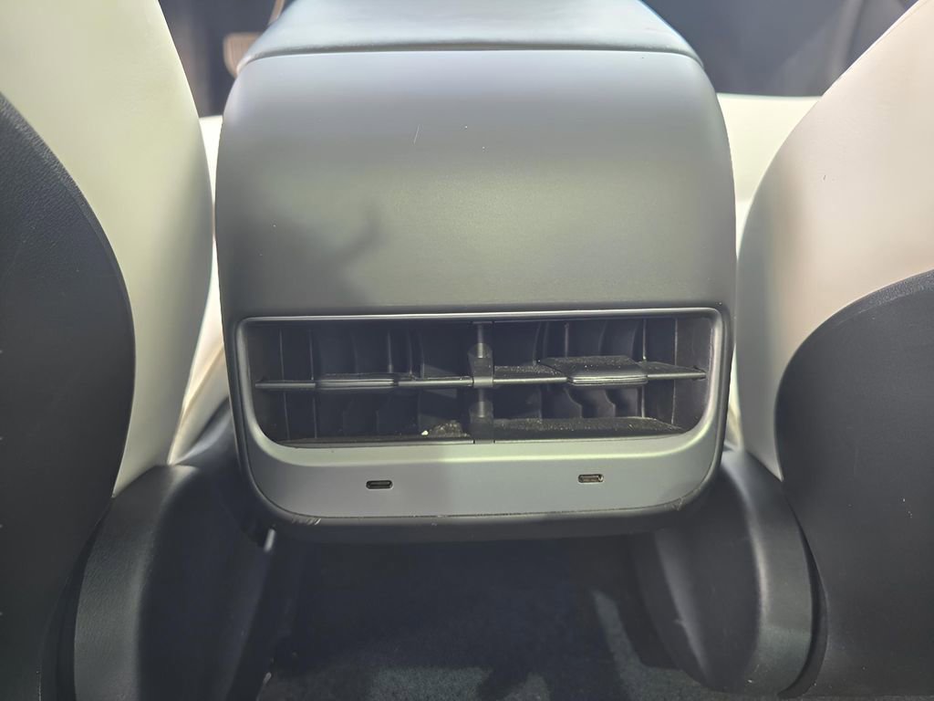 Used 2022 Tesla Model 3 Long Range image 15