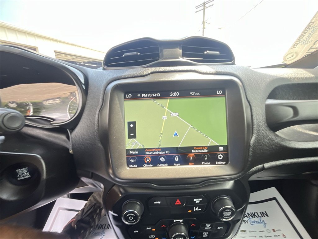 Used 2021 Jeep Renegade Limited w/ Sun & Sound Group image 18