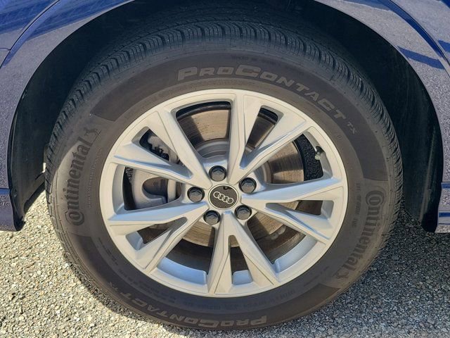 Certified 2025 Audi Q3 2.0T Premium Plus w/ Premium Plus Package image 9