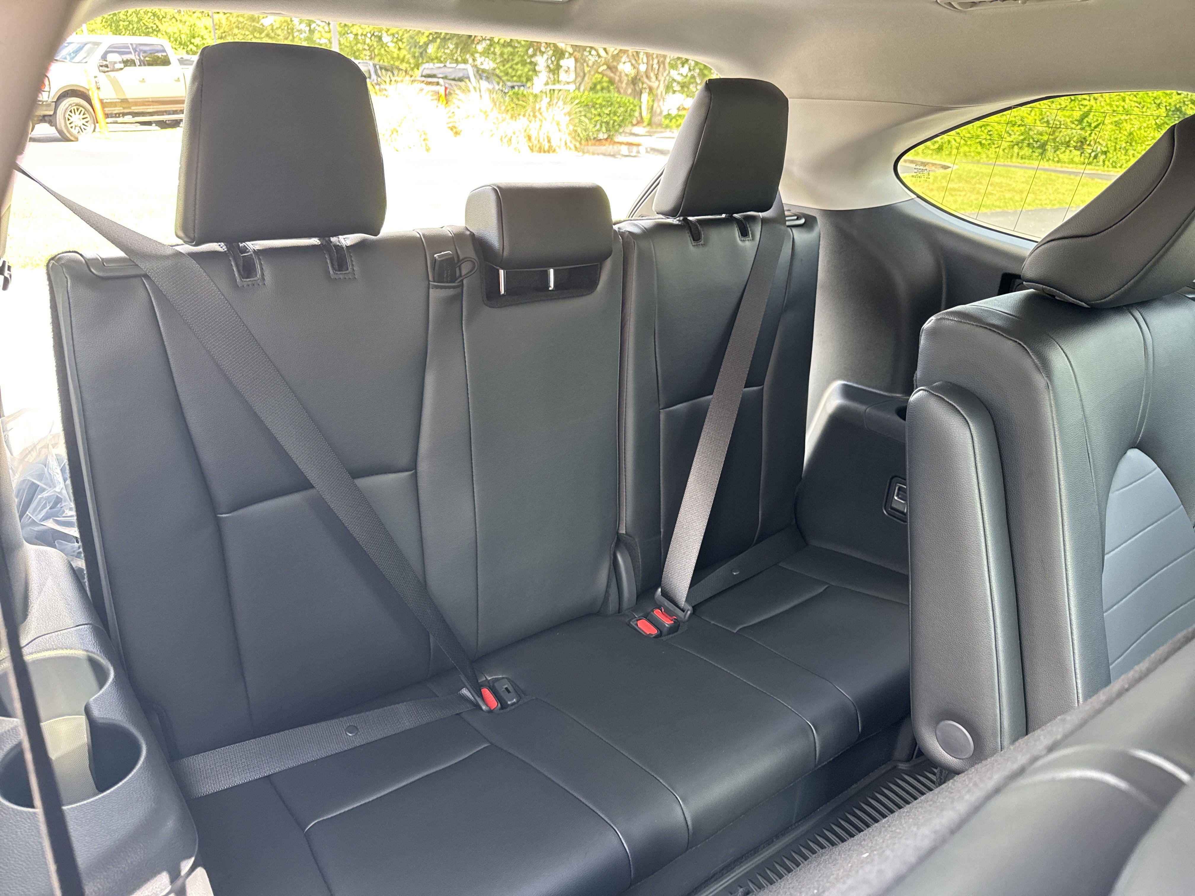 New 2025 Toyota Highlander XLE FWD image 31